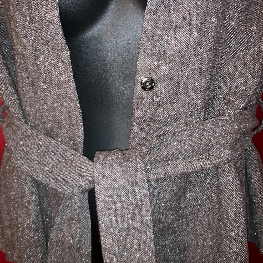Poppy Garden Tweed Jacket in Size 10 - Picture 3 of 6